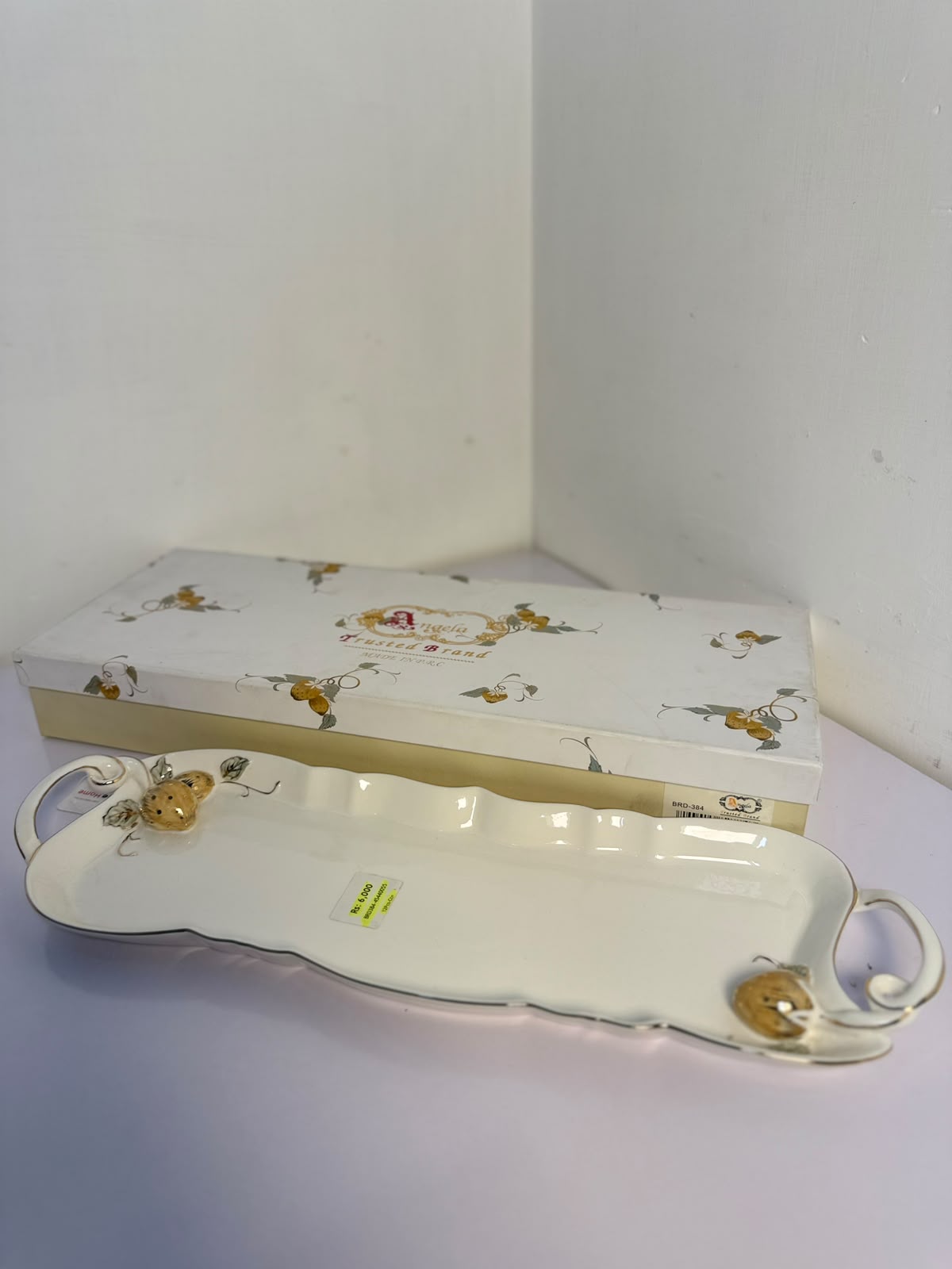 Angela 18.5" Ceramic Tray