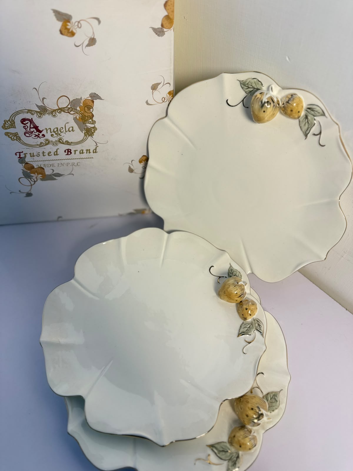 Angela Elegant Floral Gold Accent Ceramic Dinner Plate 6psc set