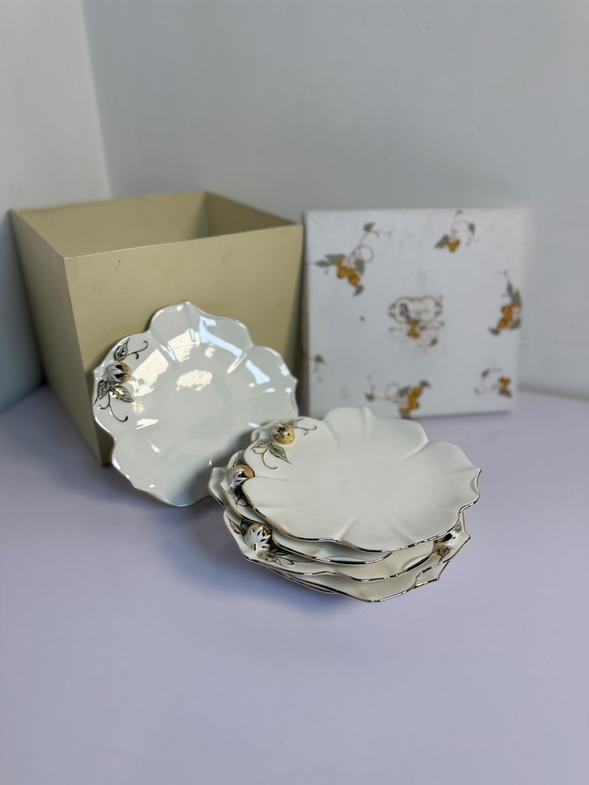 Angela Elegant Floral Gold Accent Ceramic Dinner Plate 6psc set
